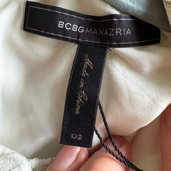 NWT BCBG MaxAzria Women's Everlie Train Maxi Gown Dress in White  Size 2 - Picture 5 of 6